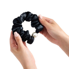 Blissy Pearl Scrunchie - Black