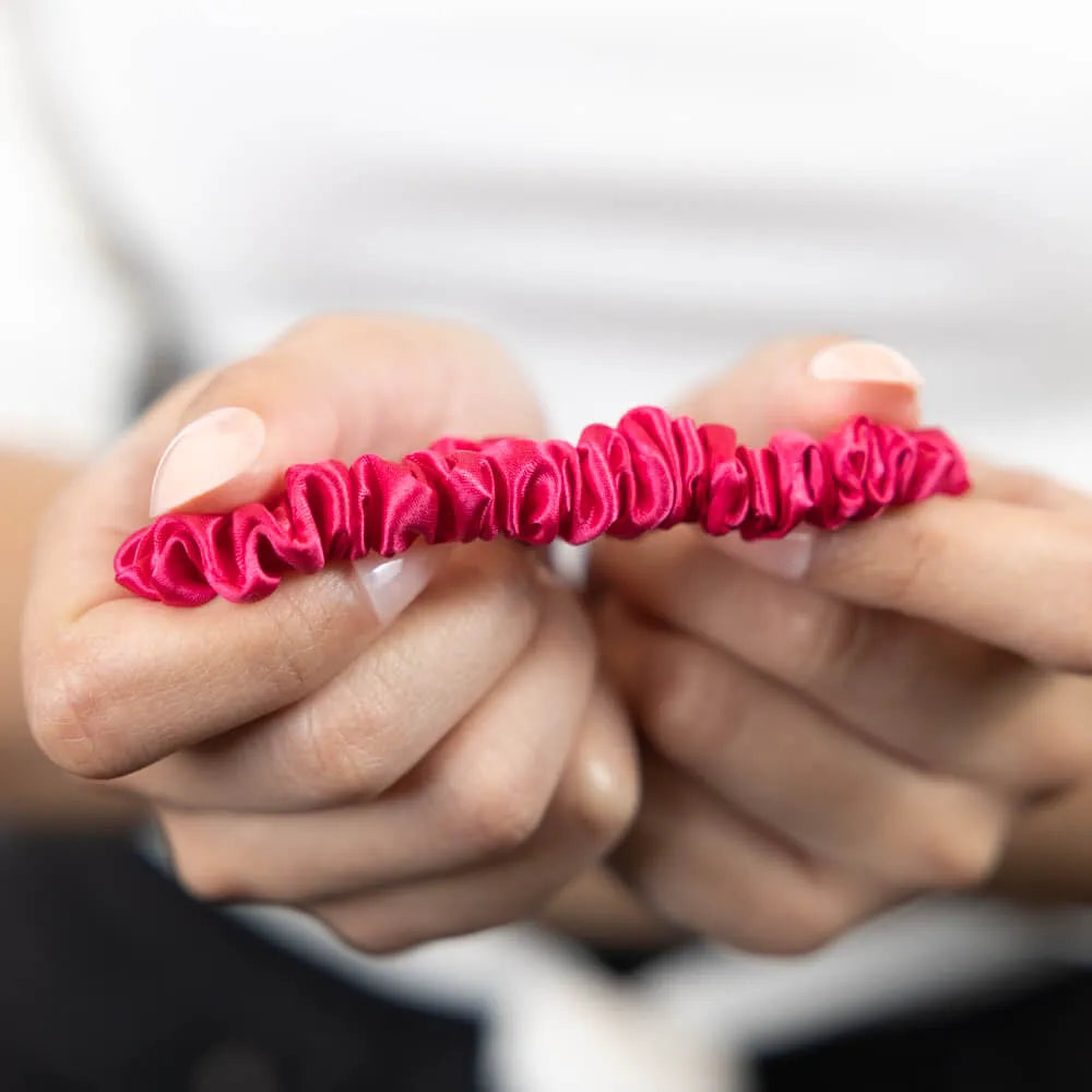 Blissy Skinny Scrunchies in Hibiscus