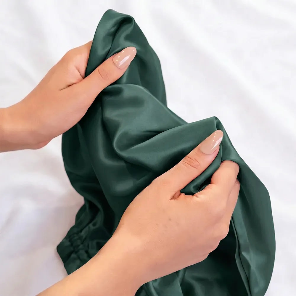 Blissy Cascade Bonnet in Emerald