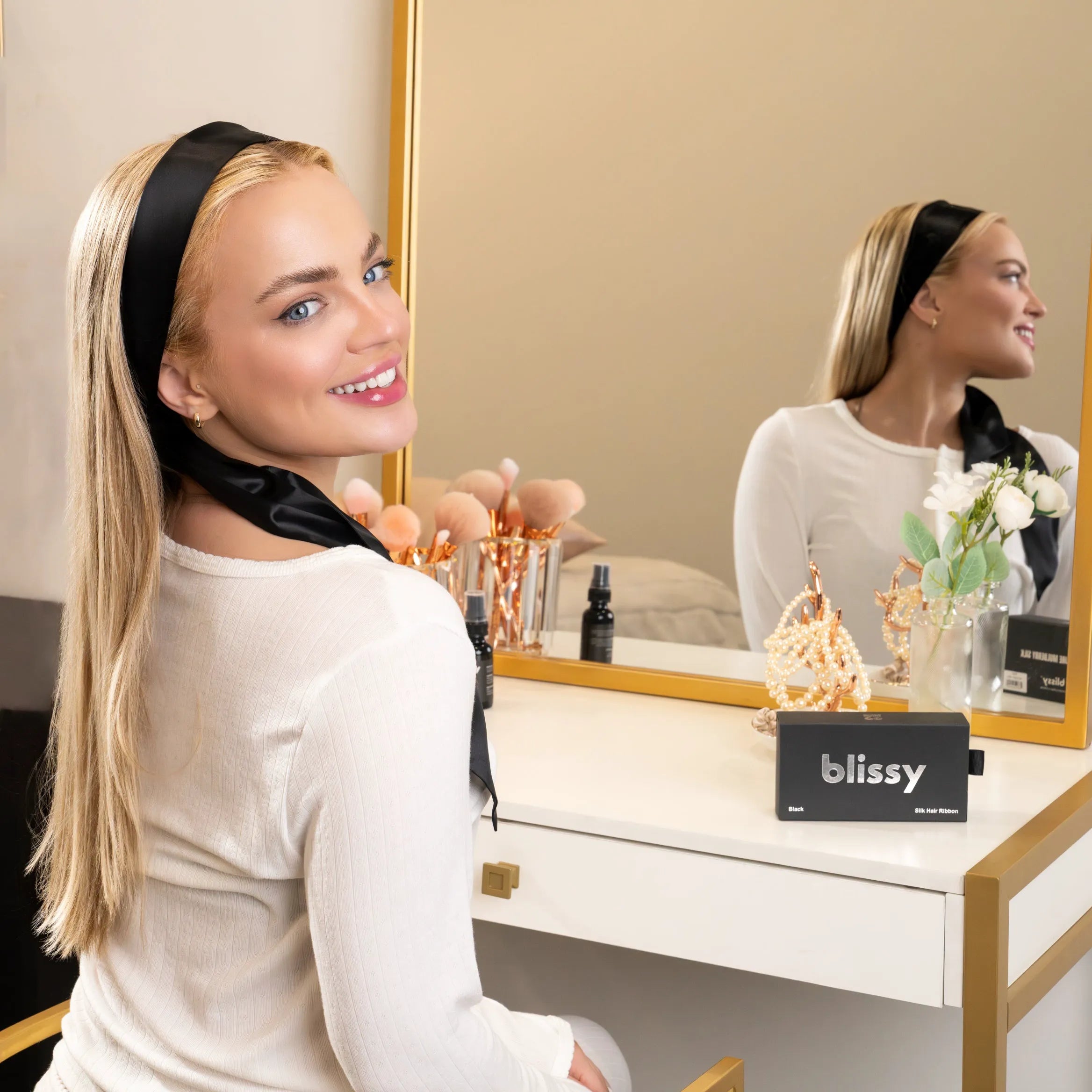 Blissy Hair Ribbon in Black