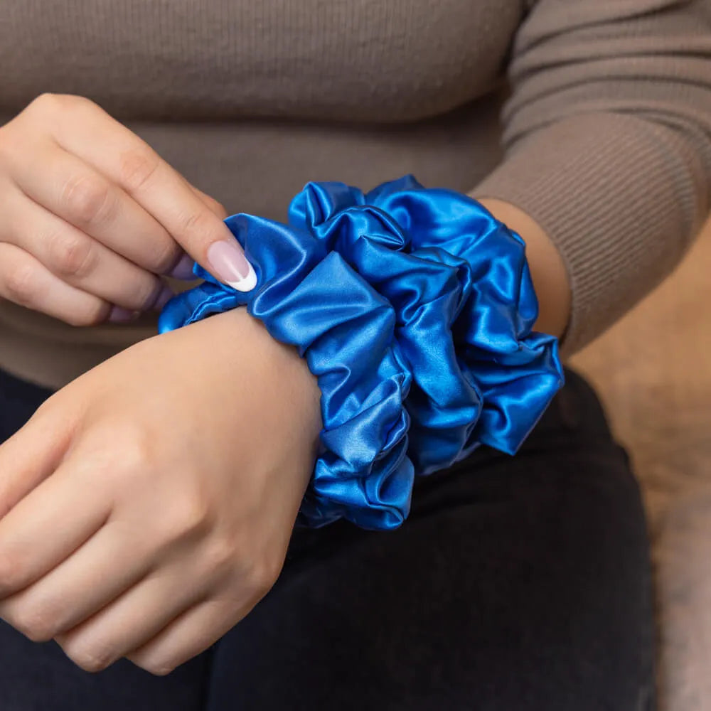 Blissy Scrunchies in Azure