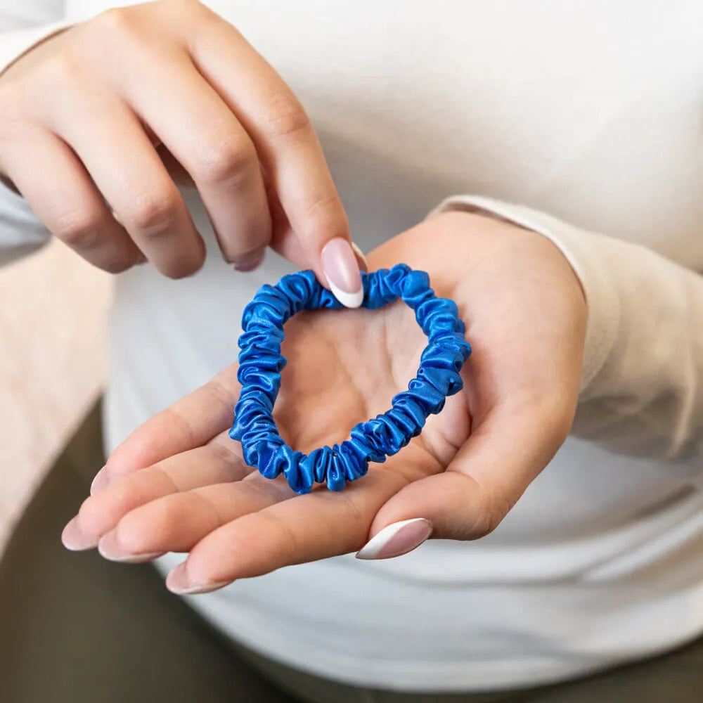 Blissy Skinny Scrunchies in Azure