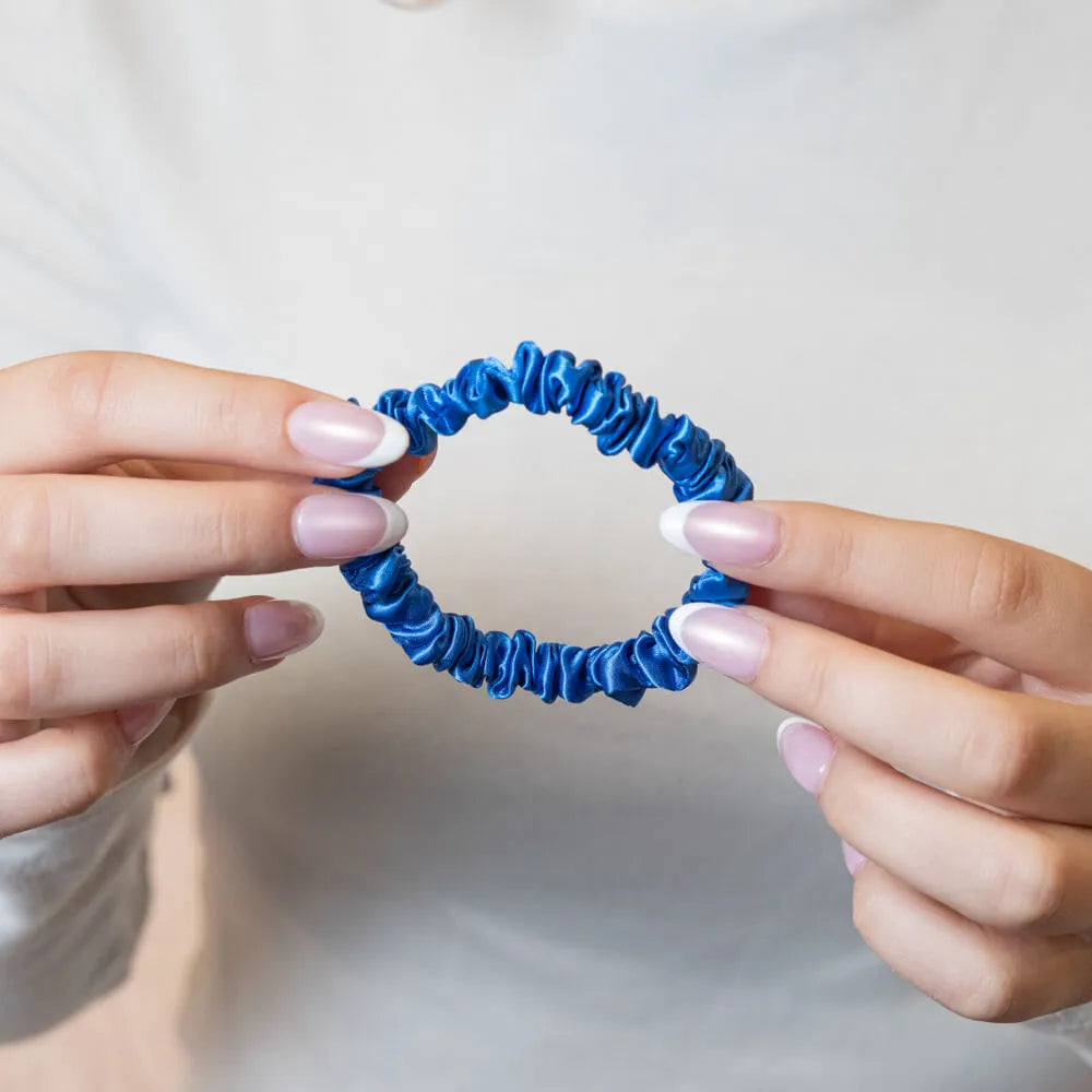 Blissy Skinny Scrunchies in Azure