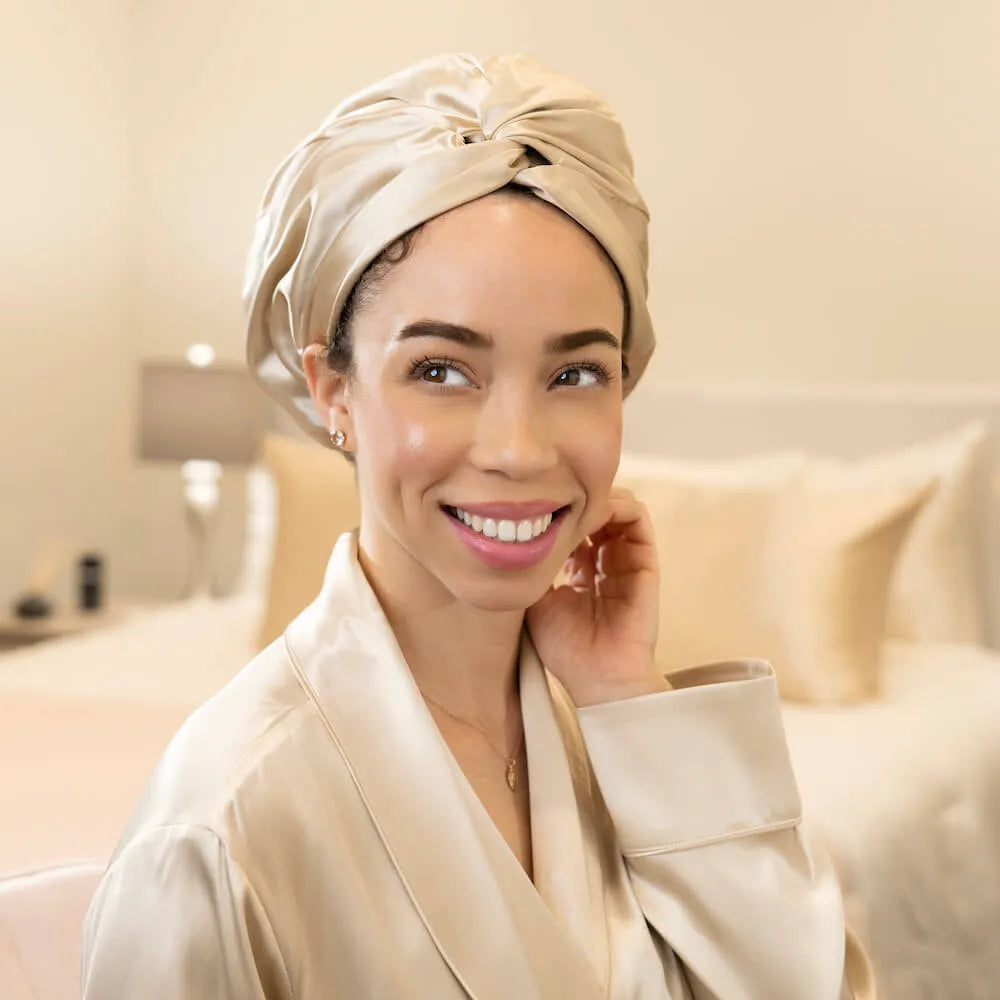 Blissy Bonnet in Champagne