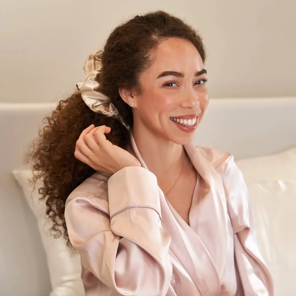 Blissy Oversized Scrunchie in Champagne