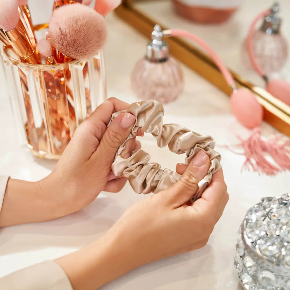 Blissy Scrunchies in Champagne