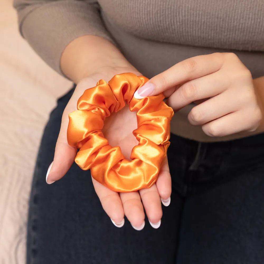 Blissy Scrunchies in Coral