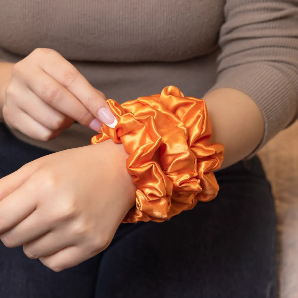 Blissy Scrunchies in Coral