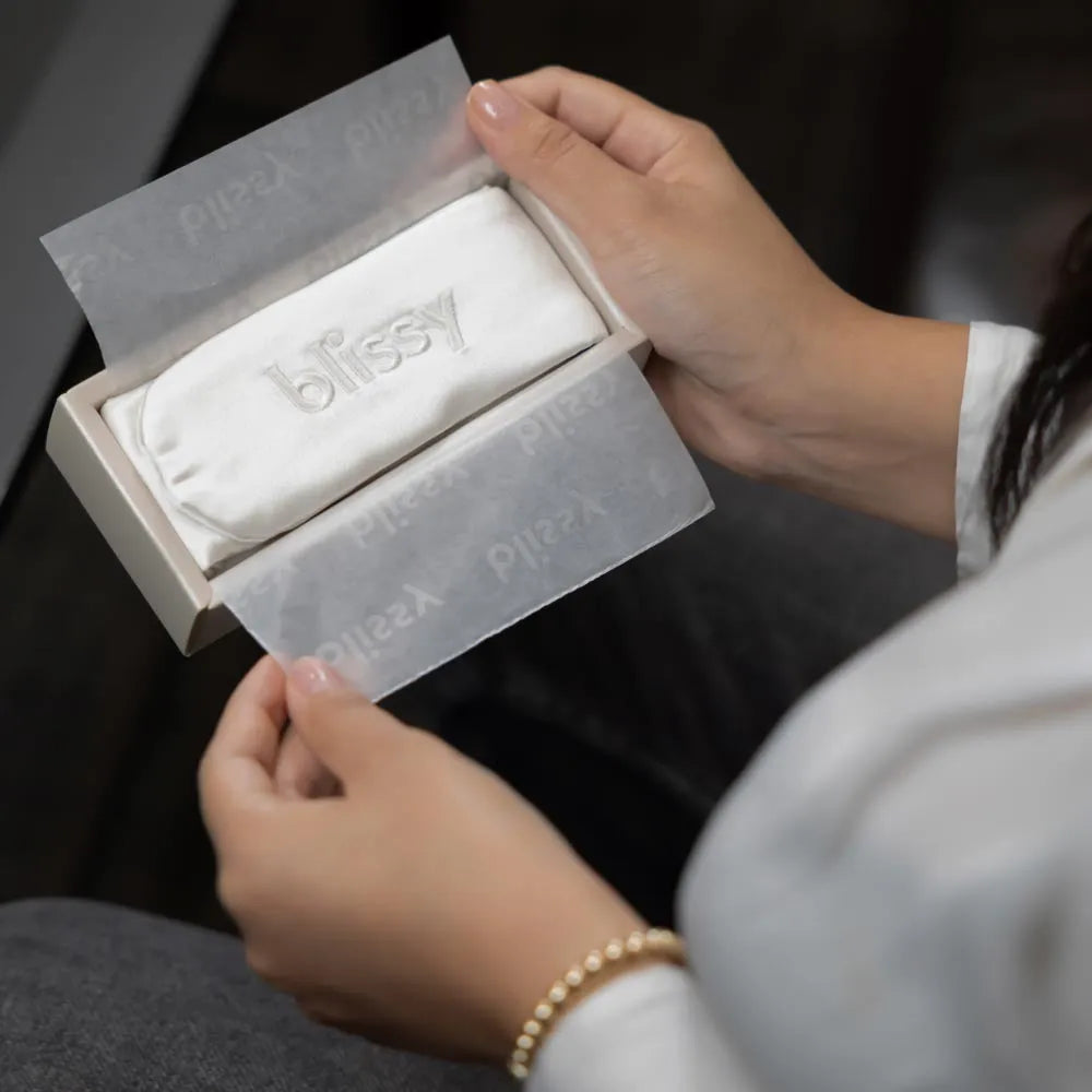 Blissy Beauty Band in White