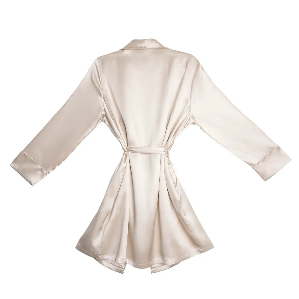 Classic Robe in Champagne