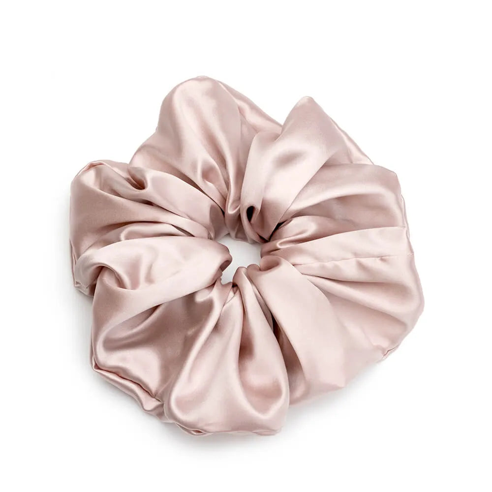 Blissy Extra-Large Scrunchie in Pink