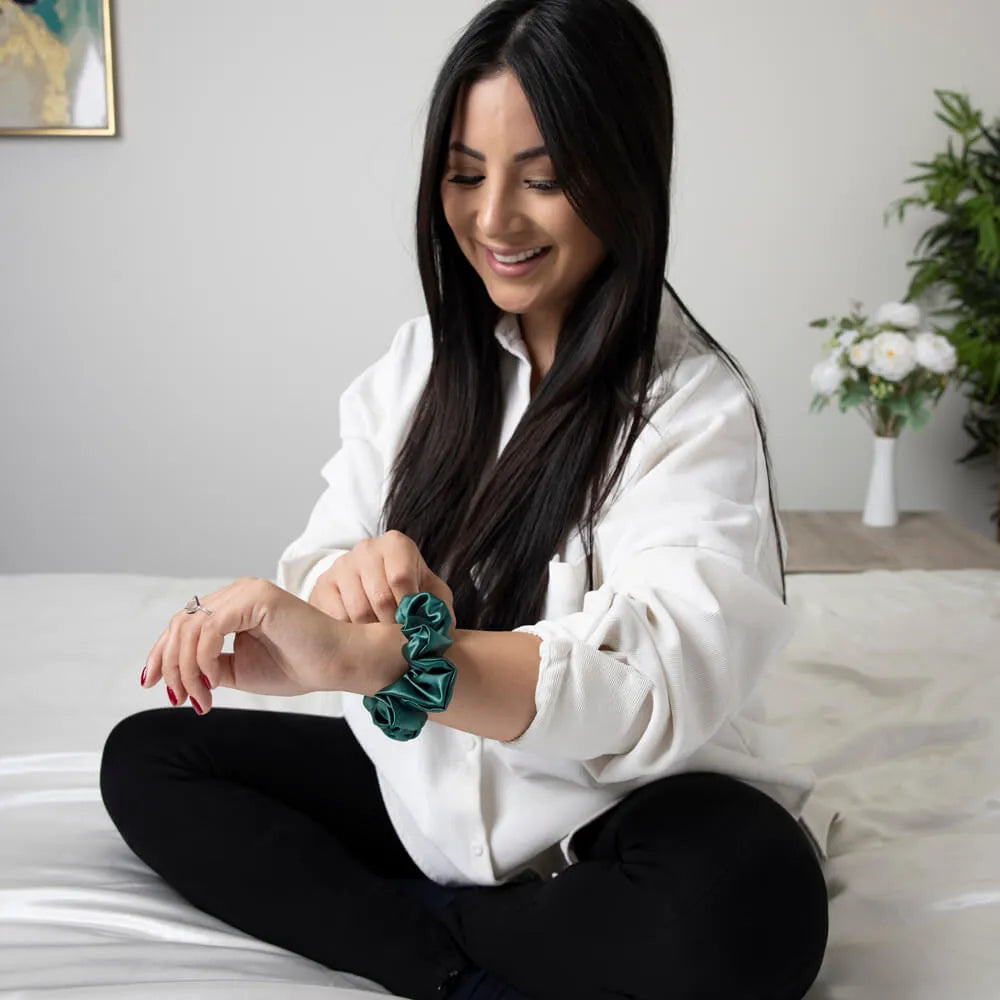 Blissy Scrunchies in Emerald