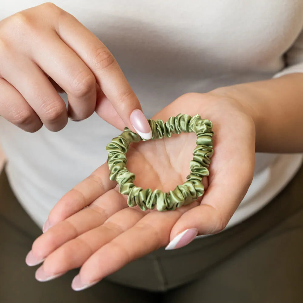 Blissy Skinny Scrunchies in Olive
