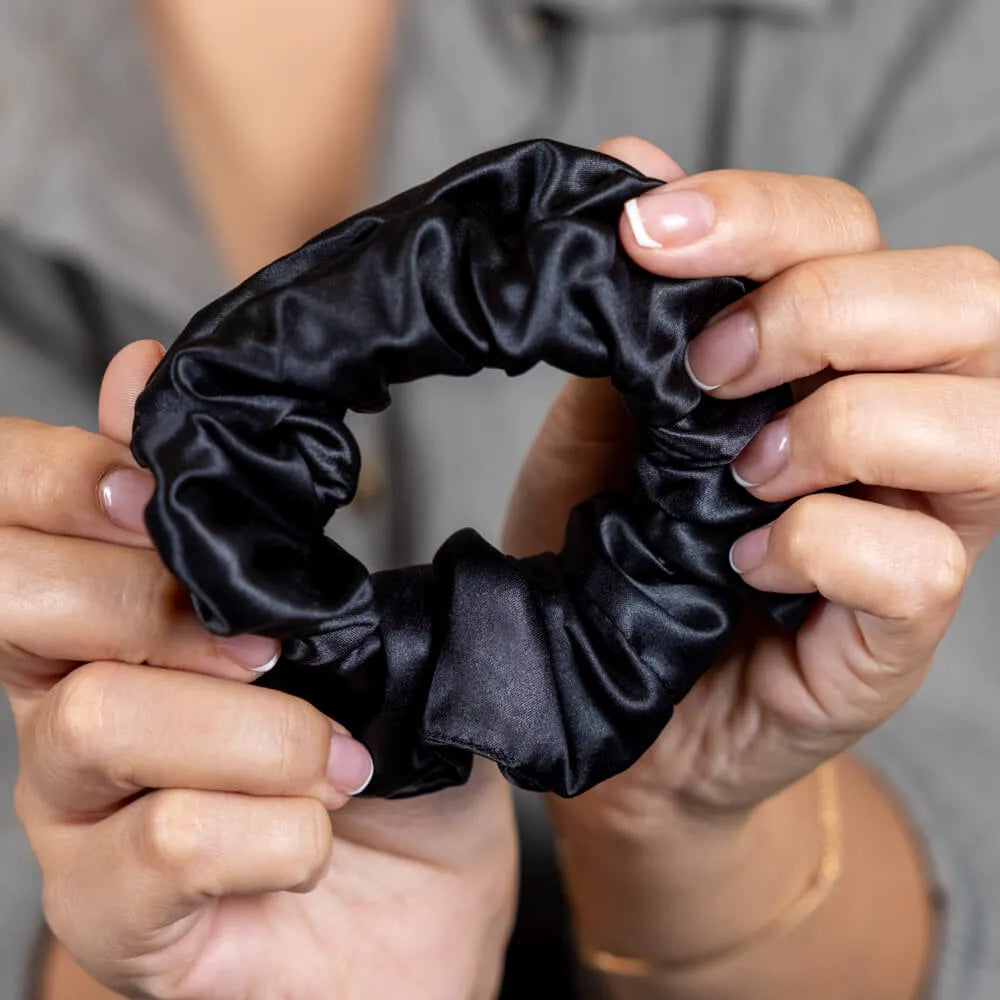Blissy Scrunchies in Black