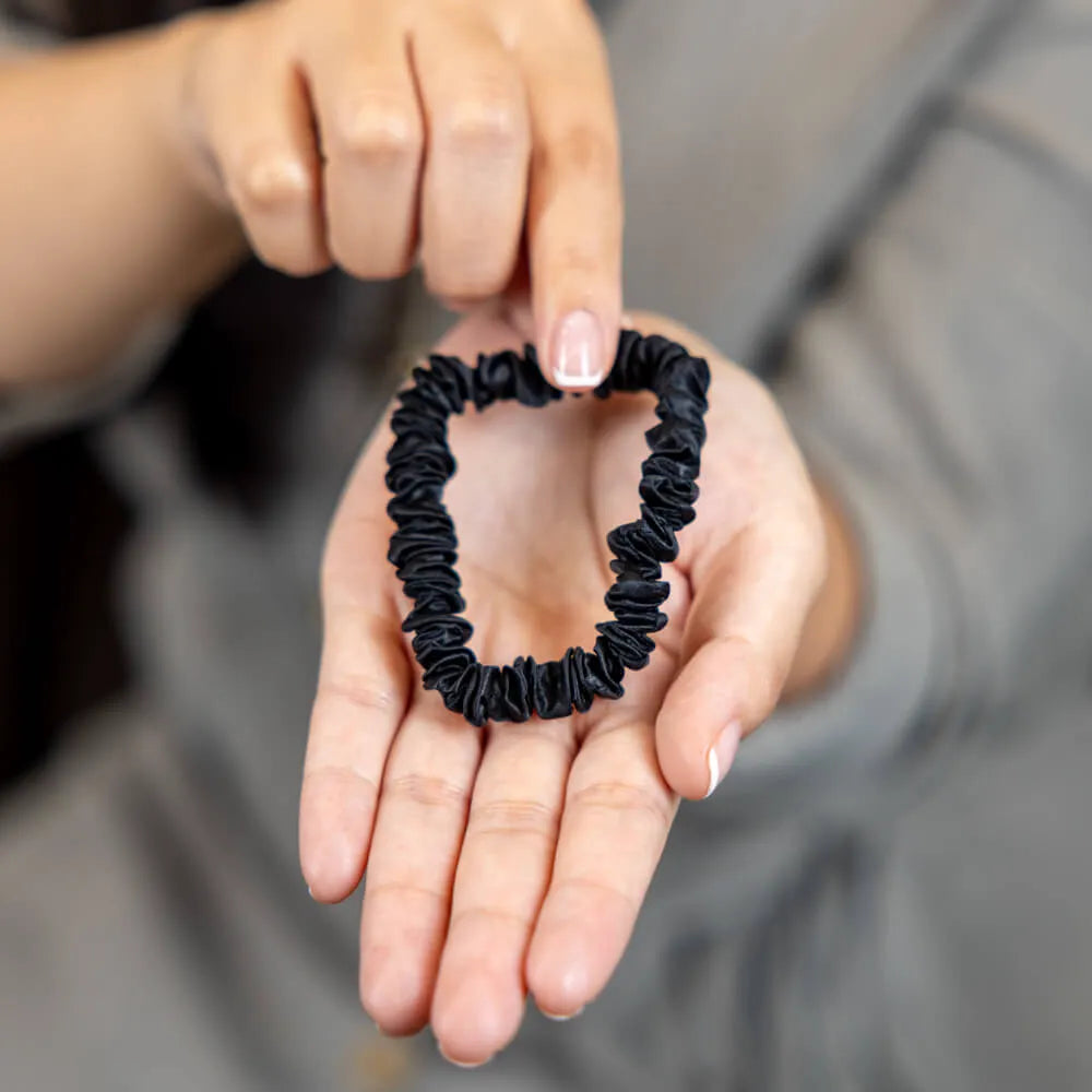 Blissy Skinny Scrunchies in Black
