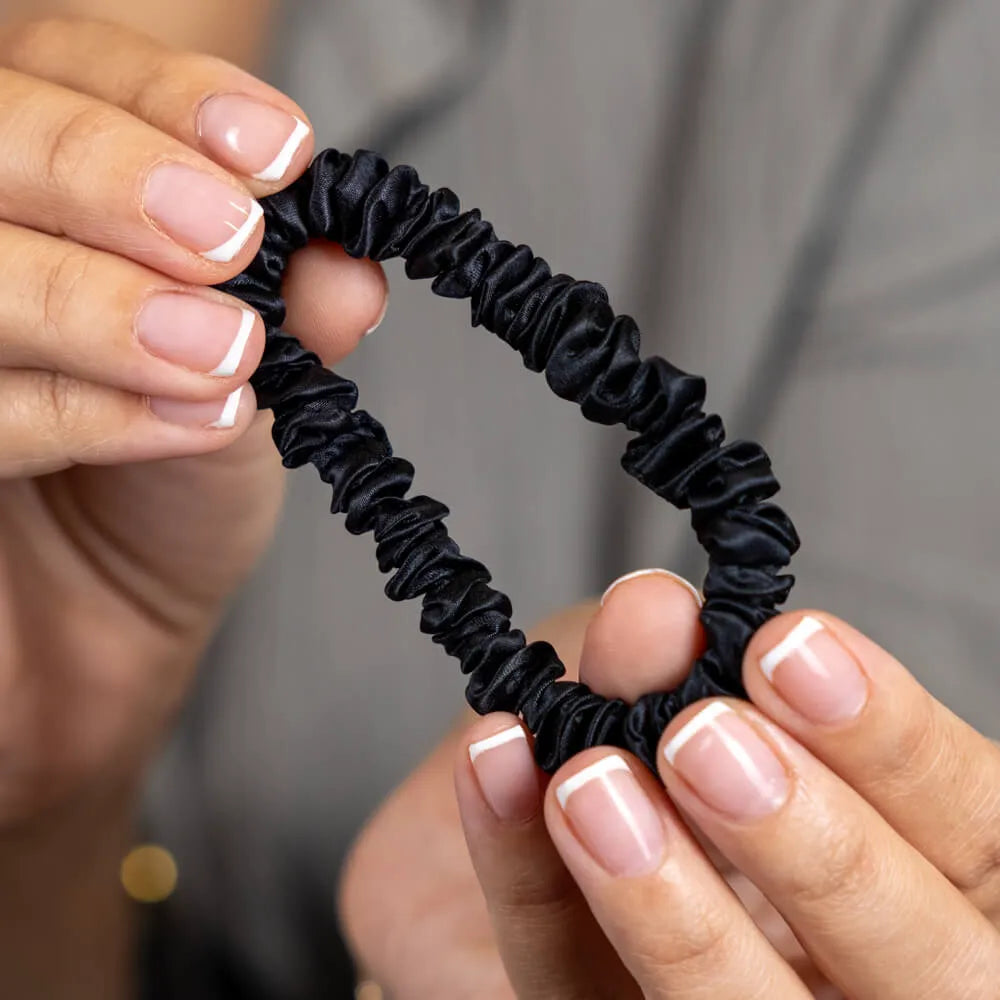 Blissy Skinny Scrunchies in Black