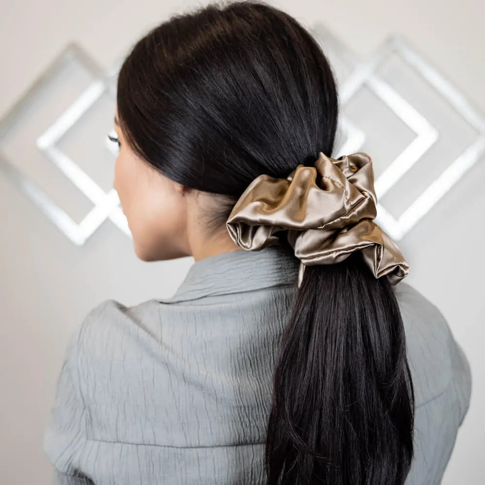 Blissy Extra-Large Scrunchie in Taupe
