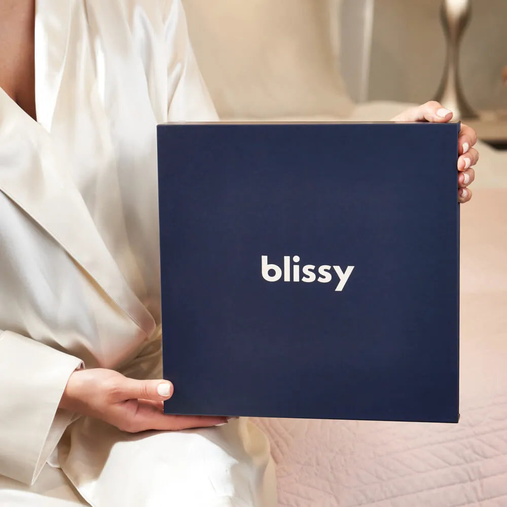 Blissy Dream Set in Blue, Standard Size