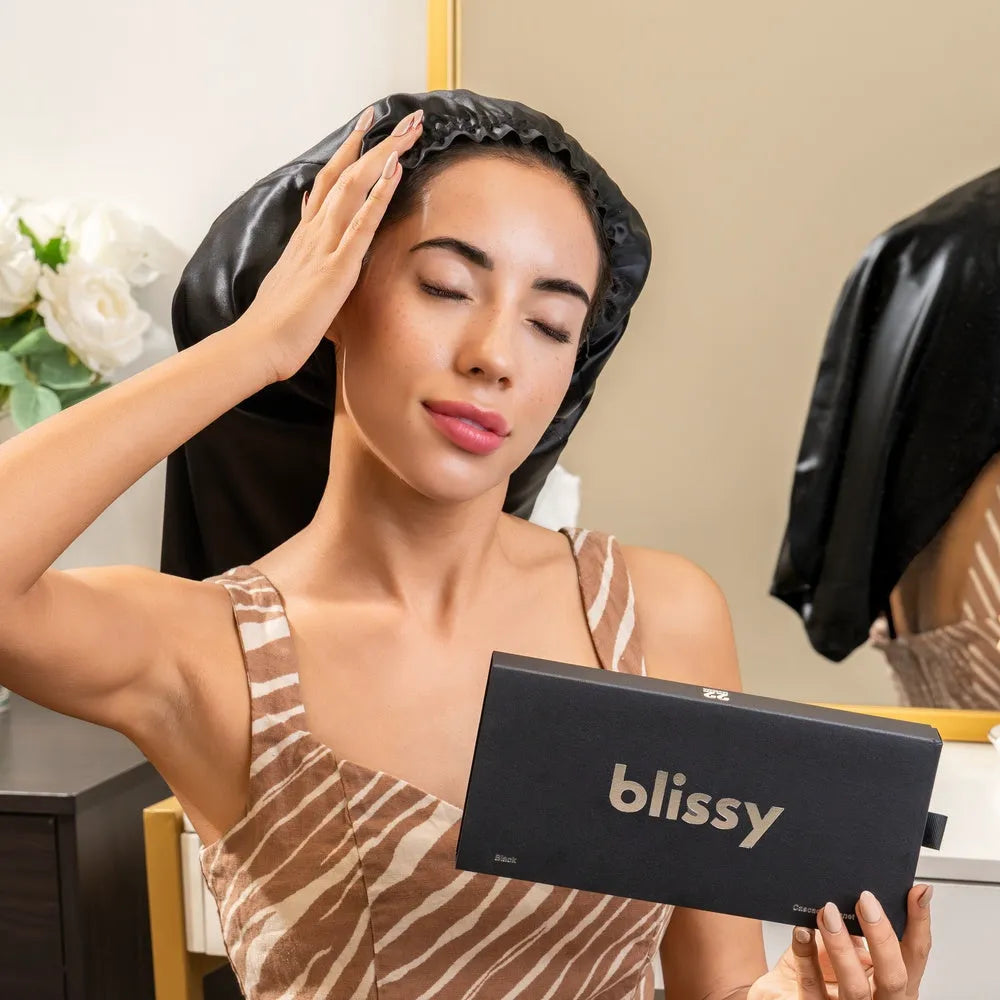 Blissy Cascade Bonnet in Black