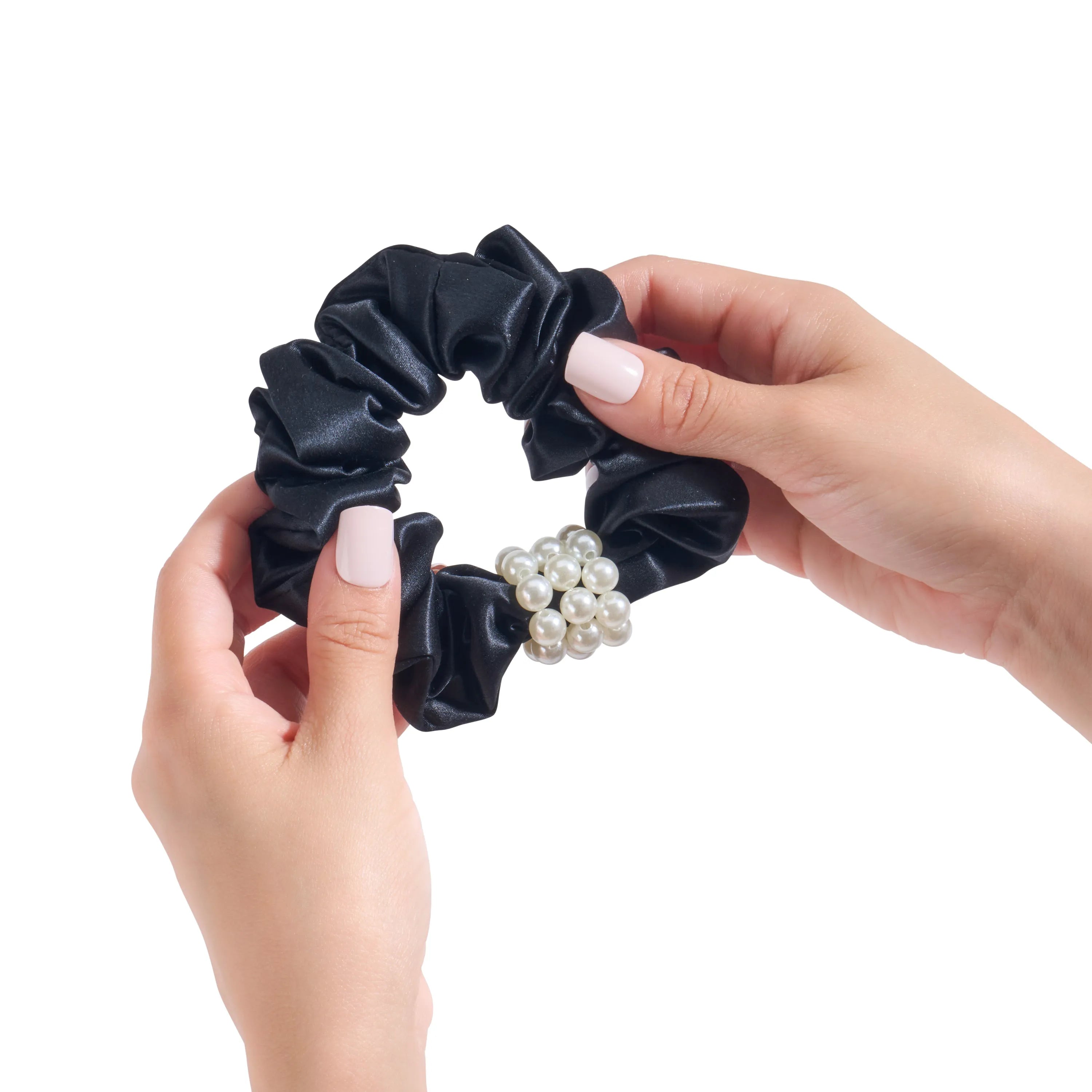 Blissy Petite Pearl Scrunchies in Black