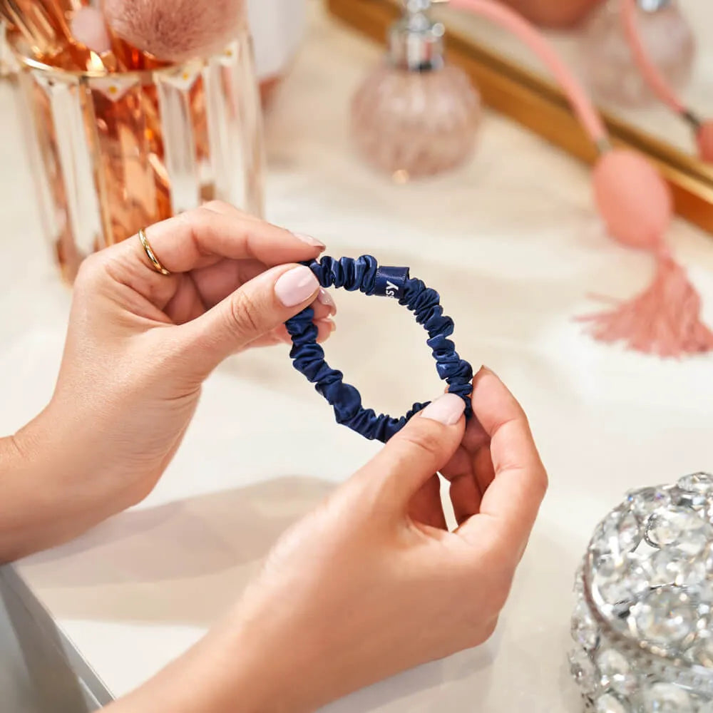 Blissy Skinny Scrunchies in Blue