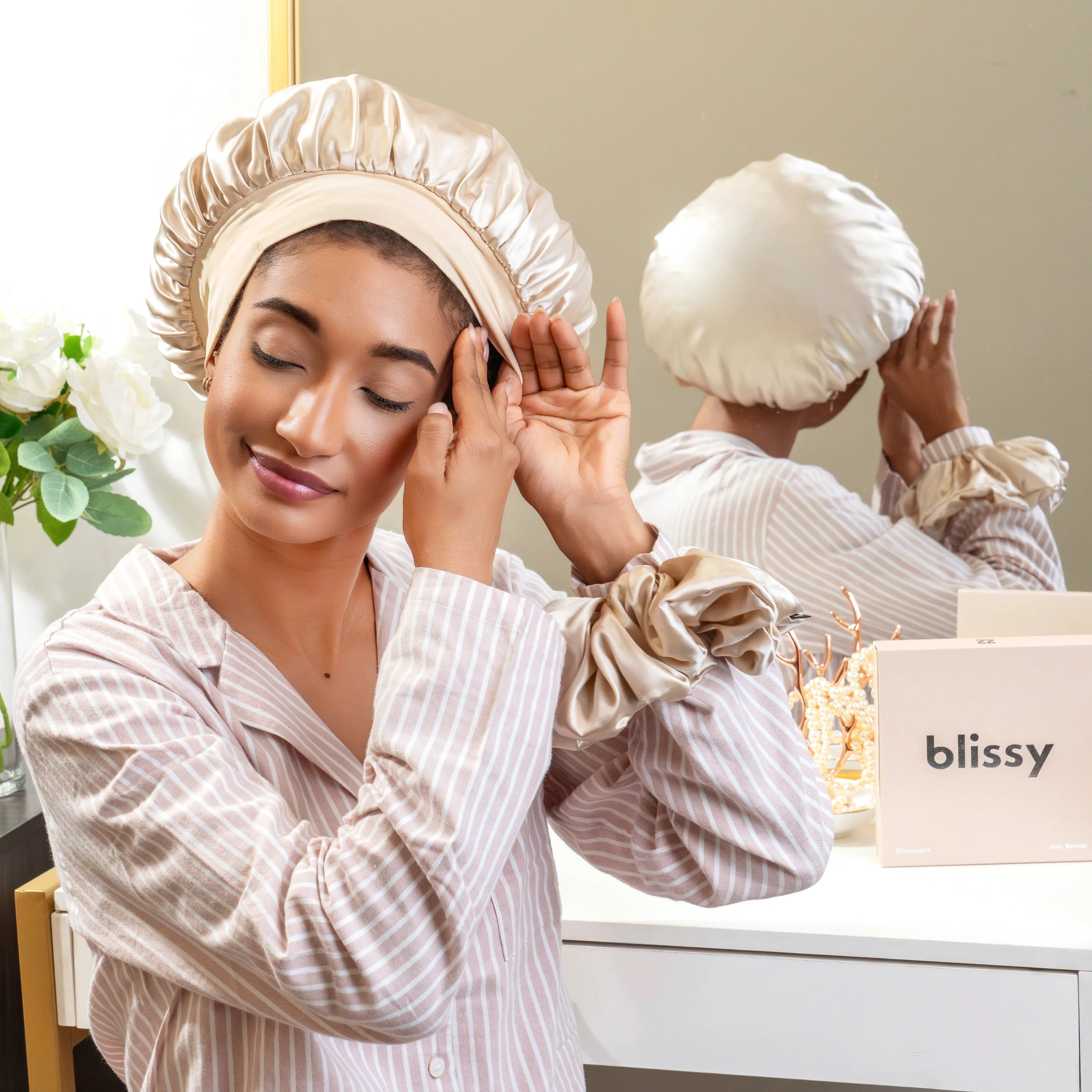 Blissy Halo Bonnet in Champagne