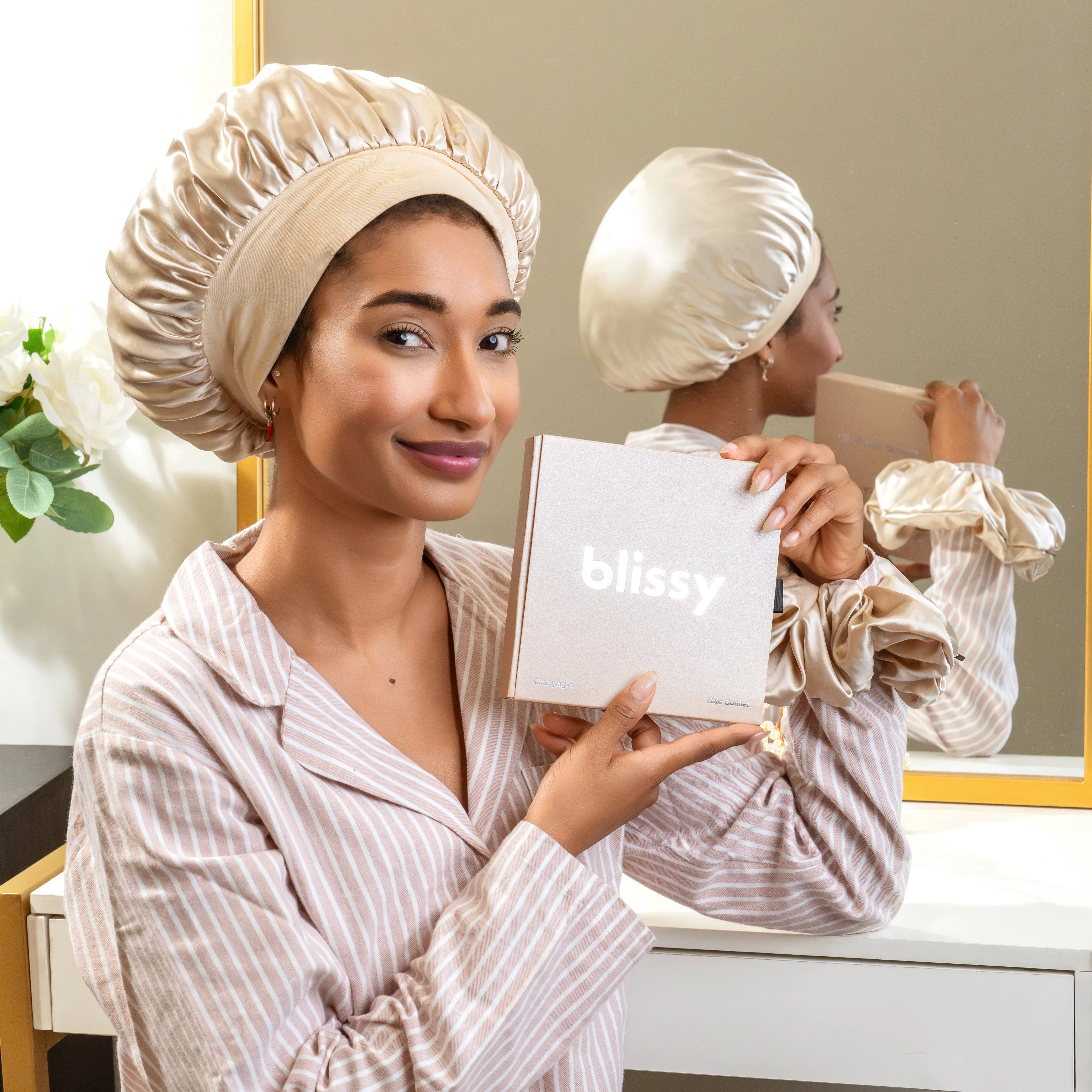 Blissy Halo Bonnet in Champagne