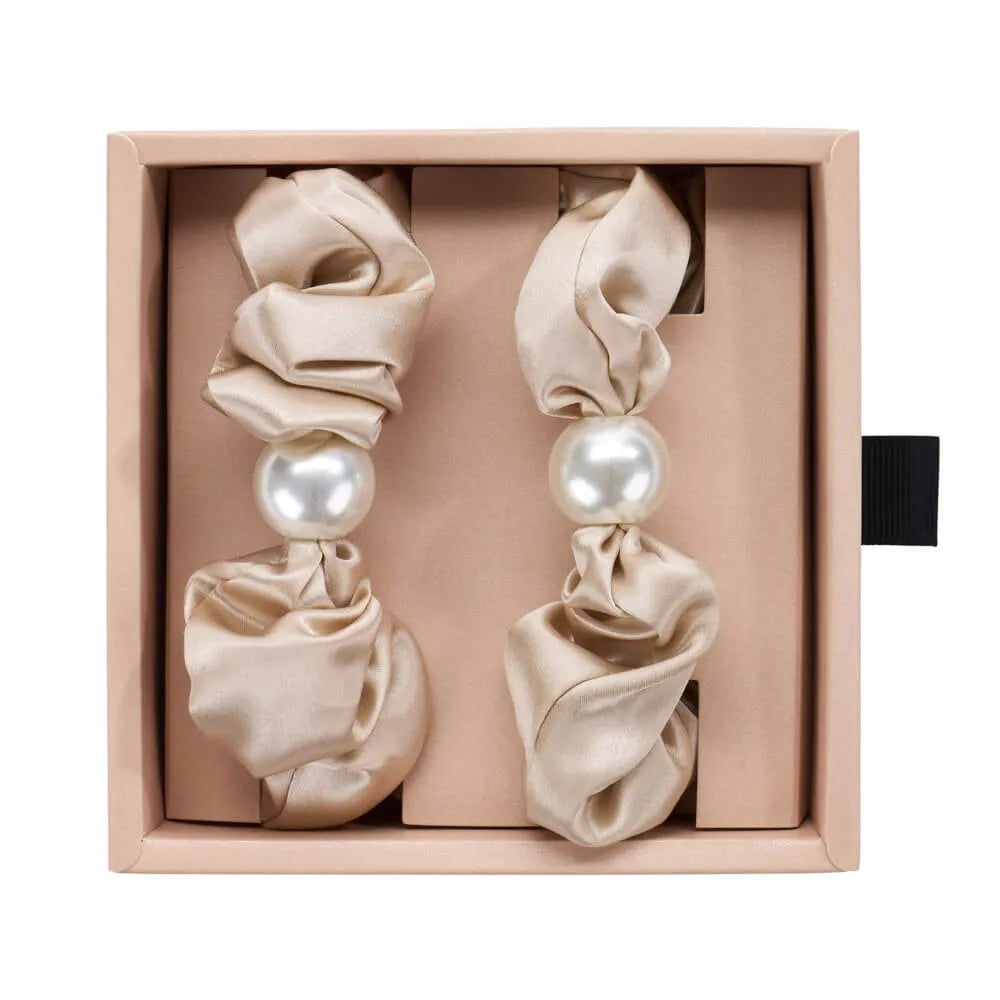 Blissy Pearl Scrunchies in Champagne