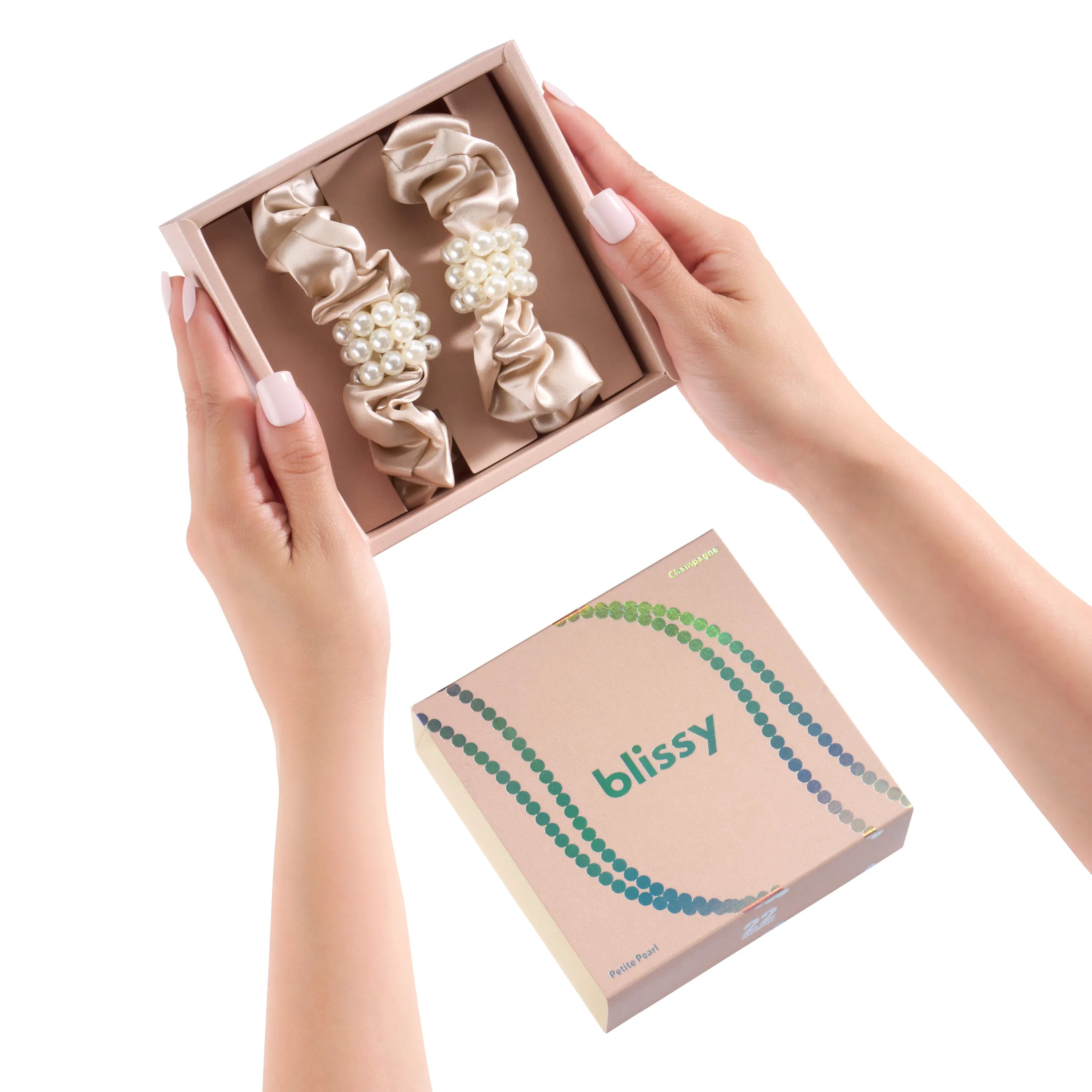 Blissy Petite Pearl Scrunchies in Champagne