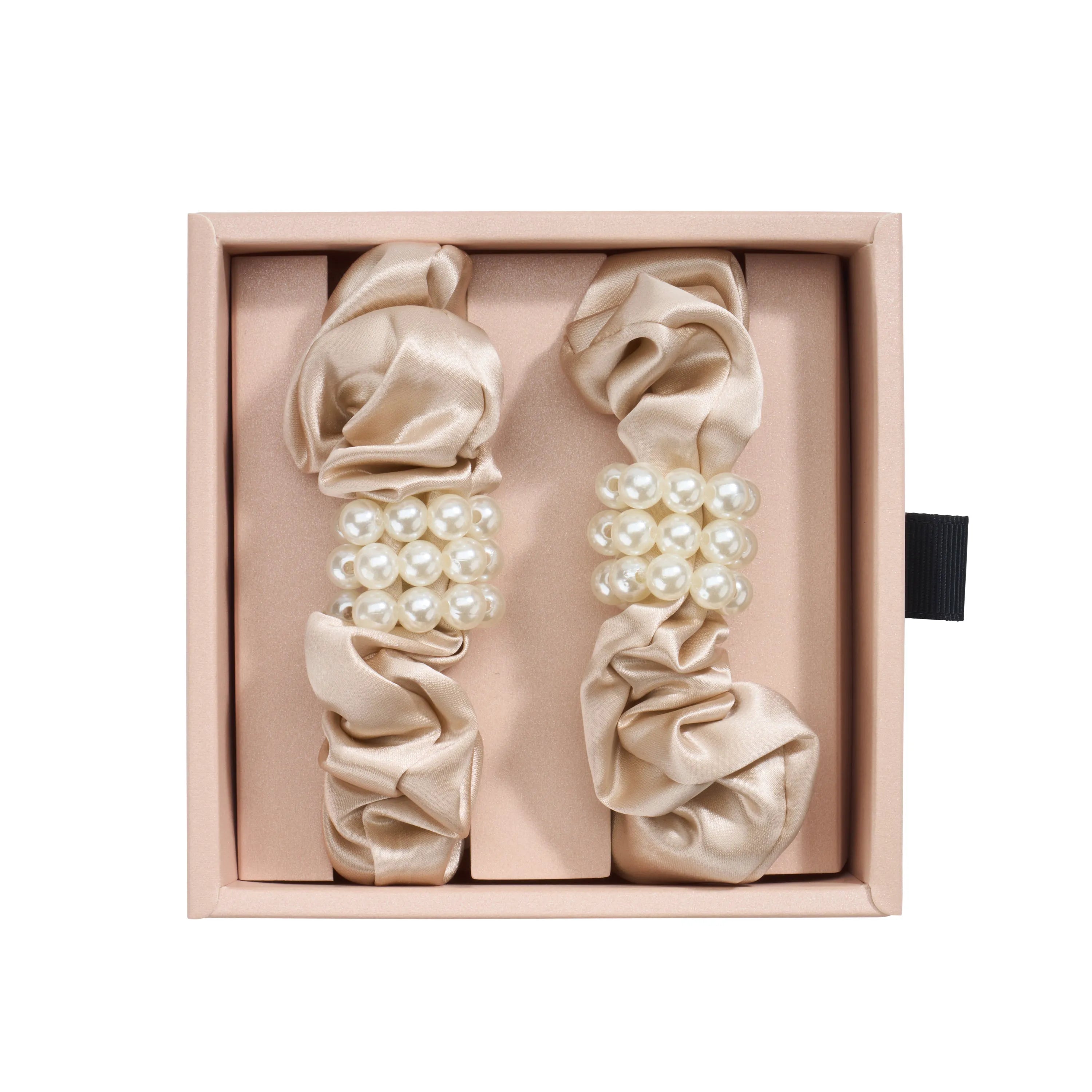 Blissy Petite Pearl Scrunchies in Champagne