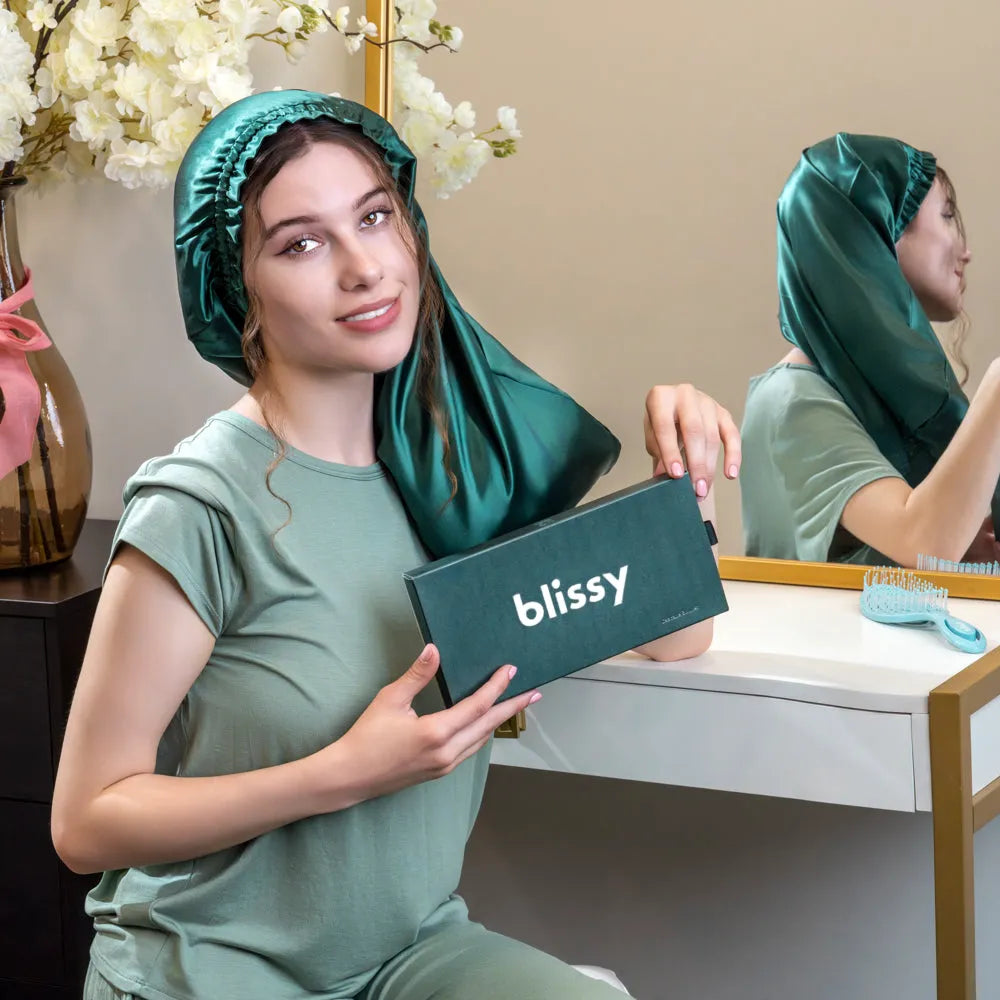 Blissy Cascade Bonnet in Emerald