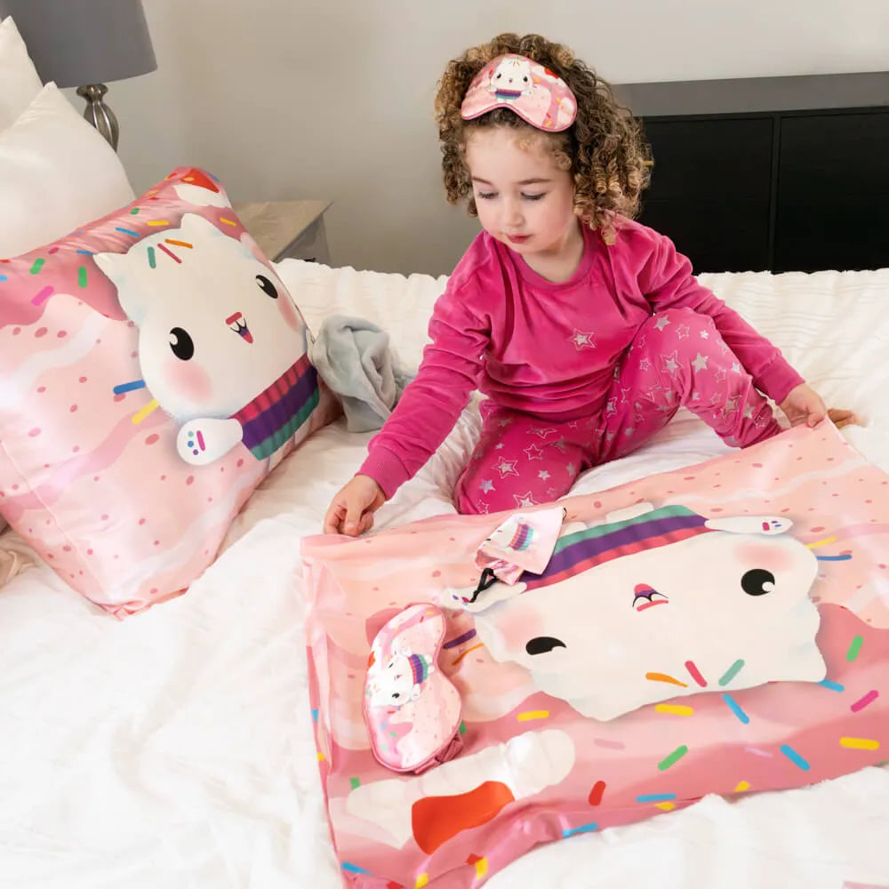 Gabby's Dollhouse Cakey Cat Youth Pillowcase