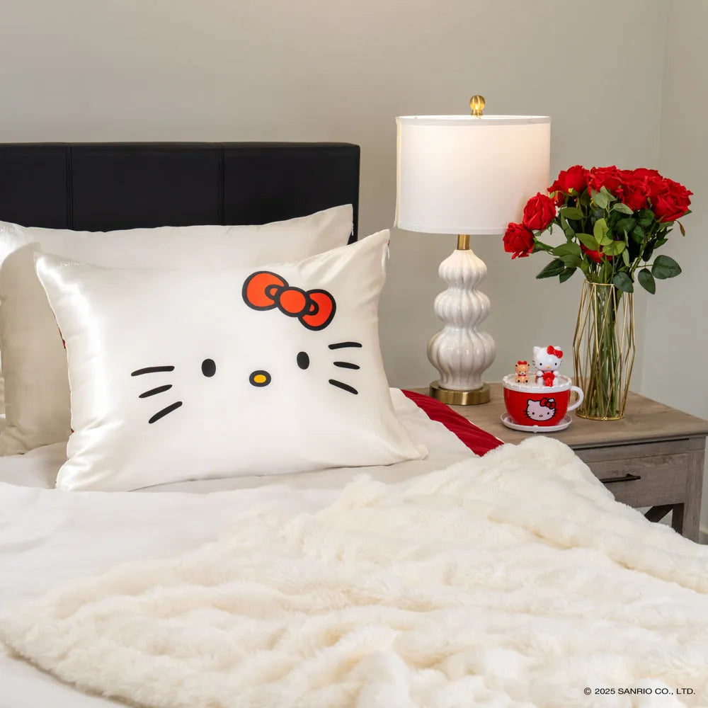 Hello Kitty Standard Pillowcase