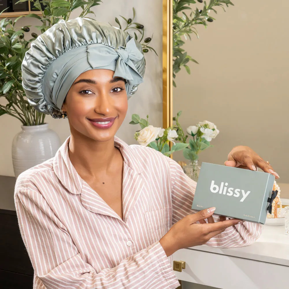 Blissy Bow Bonnet in Matcha