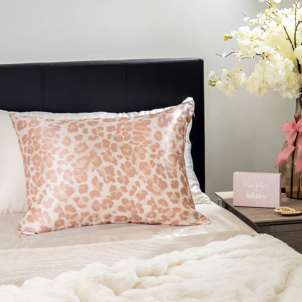 Nicole Miller Queen Pillowcase in Mauve Cheetah