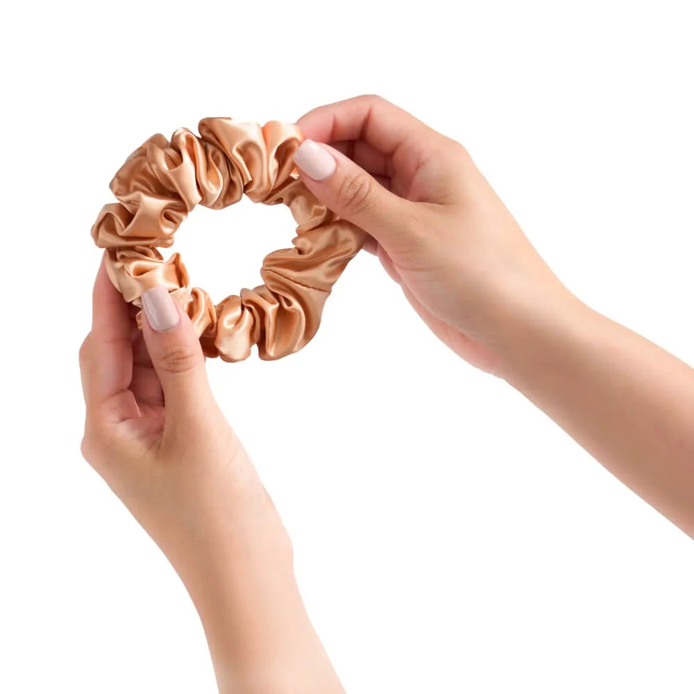 Blissy Scrunchies in Peach