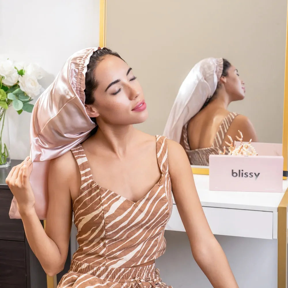 Blissy Cascade Bonnet in Pink