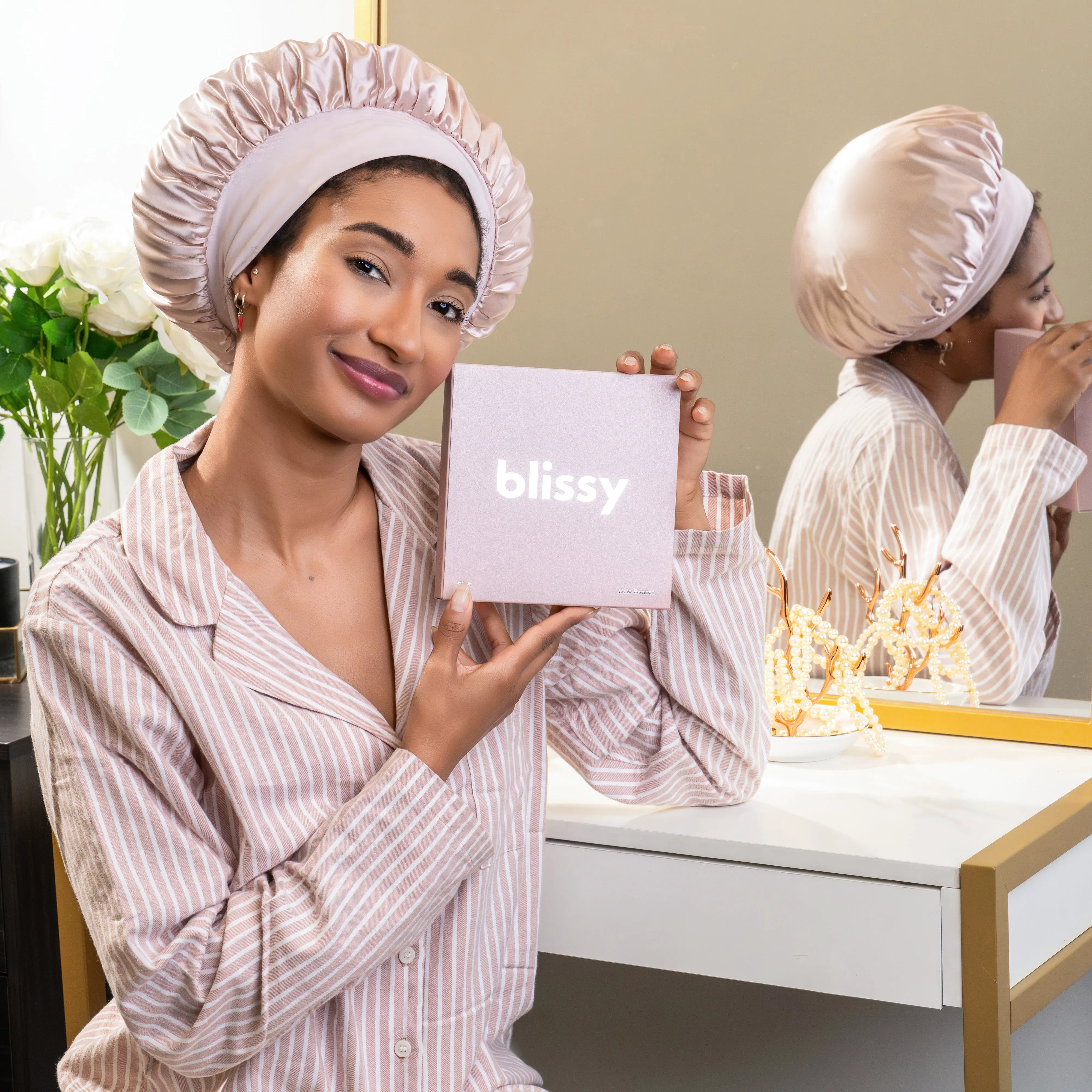 Blissy Halo Bonnet in Pink