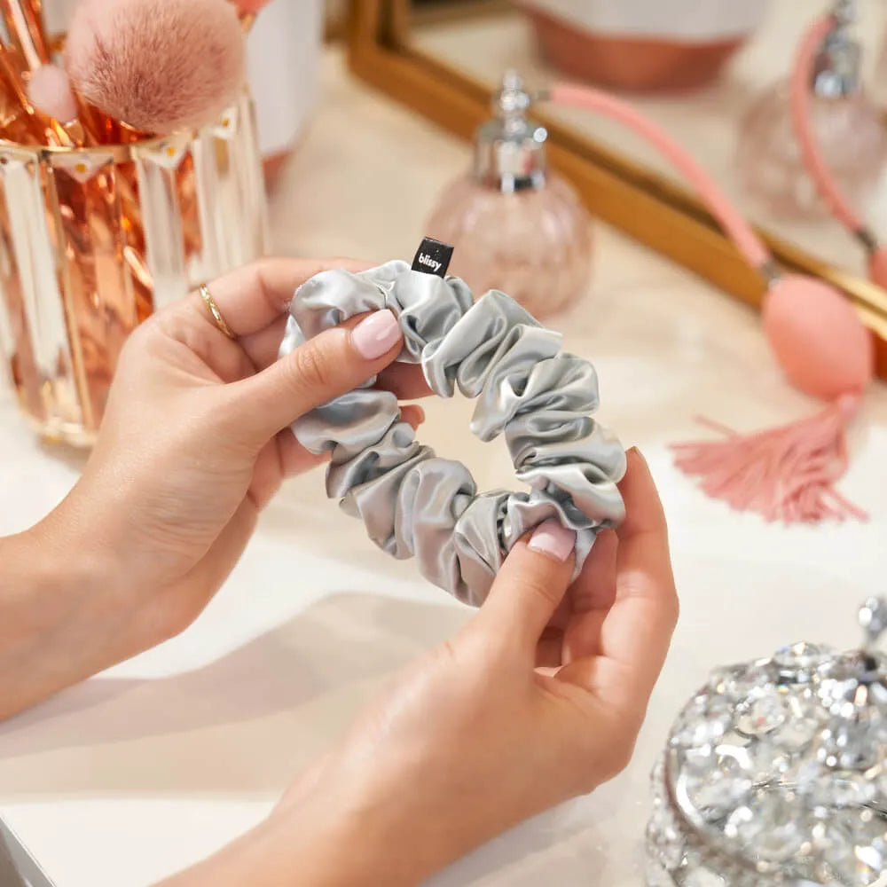 Blissy Scrunchies in Silver