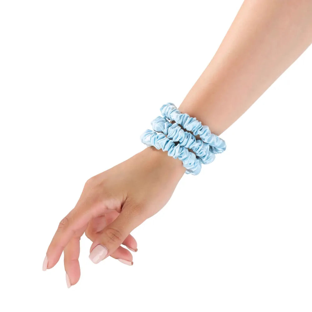 Blissy Skinny Scrunchies in Sky Blue