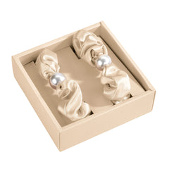 Blissy Pearl Scrunchie in Taupe