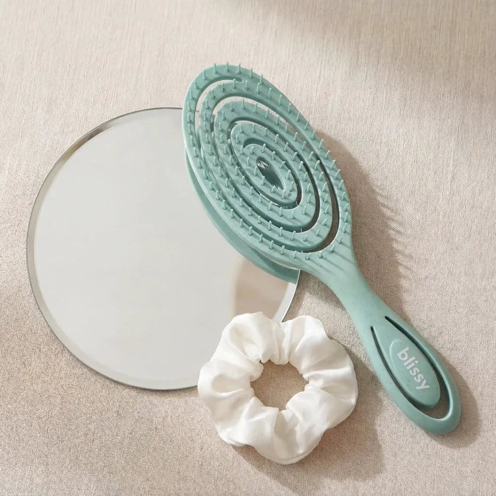 Blissy Detangling Brush in Teal