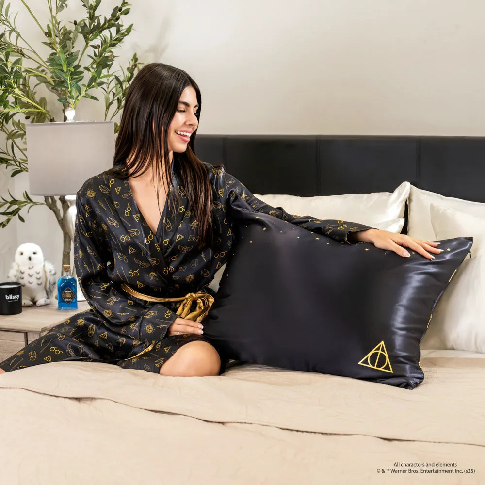 Harry Potter Deathly Hallows™ Standard Pillowcase