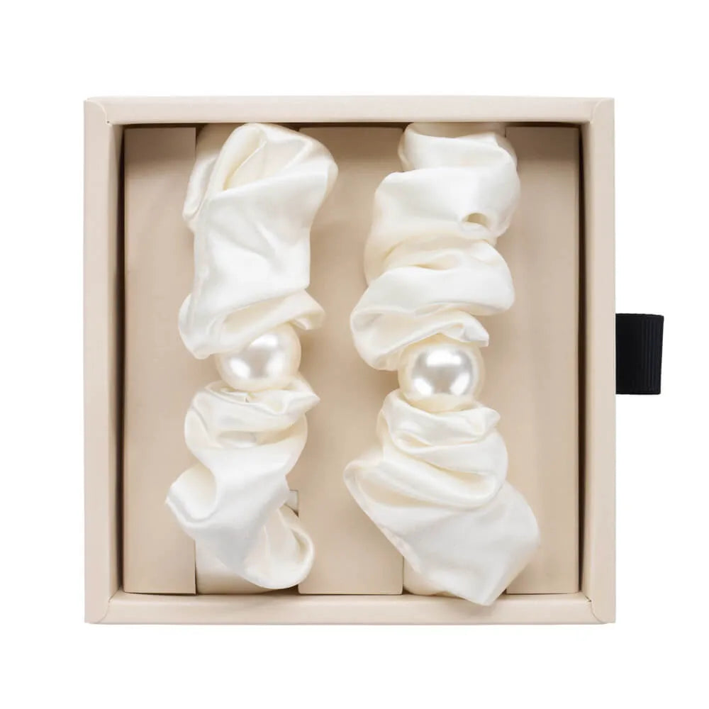 Blissy Pearl Scrunchie - White