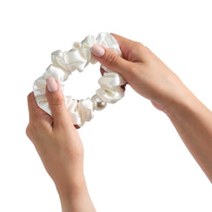 Blissy Pearl Scrunchie - White