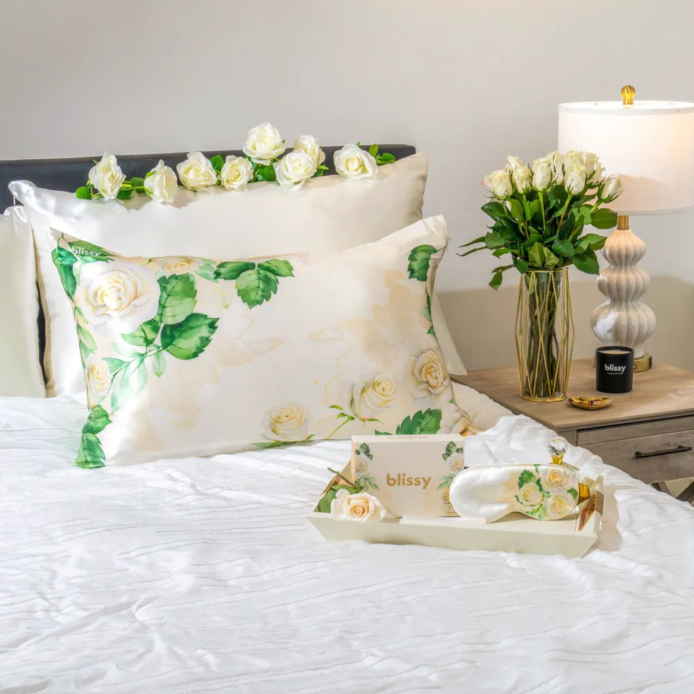 Pillowcase - Zodiac Flower: Cancer White Rose (King)